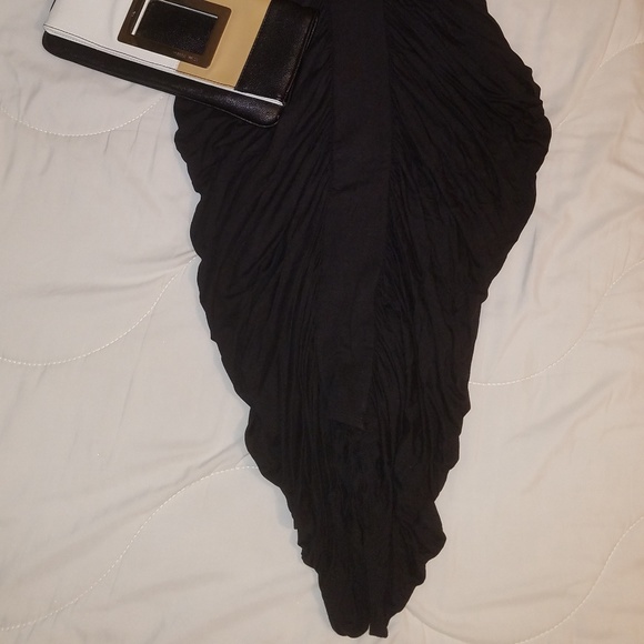 ***BLACK*** Ruched midi dress - Picture 7 of 8